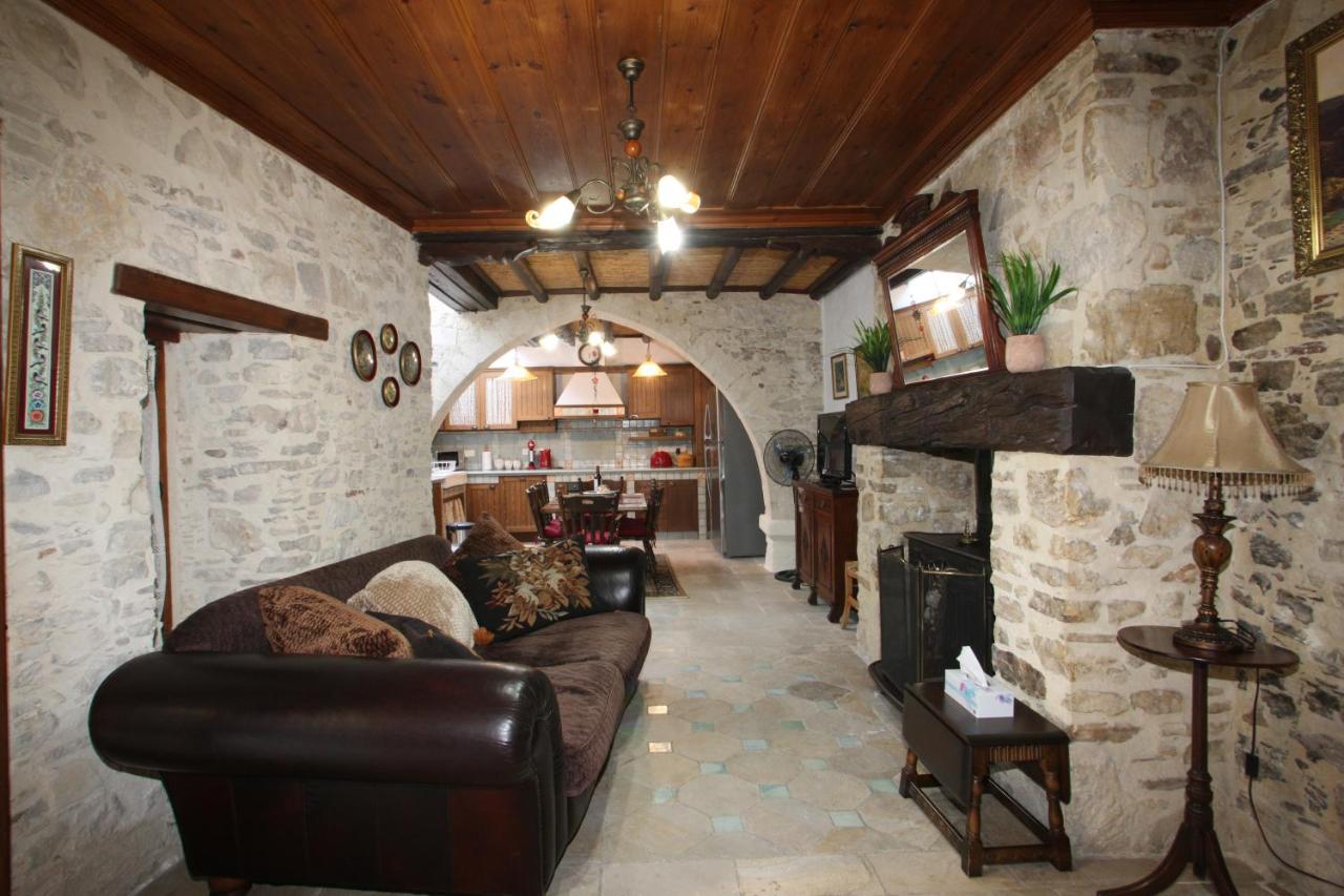 Afames House - Beautiful Traditional House Omodos Esterno foto
